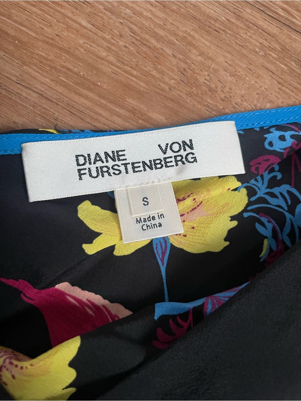 Diane Von Furstenberg Black Off-Shoulder Top with Yellow & Red Floral Print - Picture 3 of 6